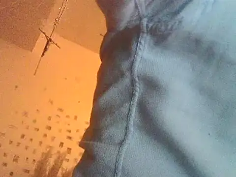 Snapshot of DaddyQuimHot chatting on February 9, 2025, 3:00 am DaddyQuimHot online show from February 9, 2025, 3:00 am