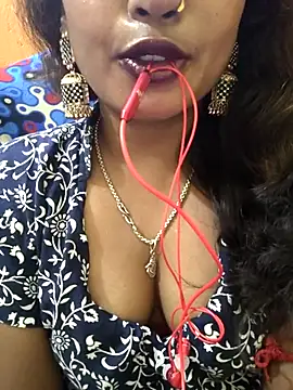 jasss-11 online show from November 13, 2025, 7:07 pm