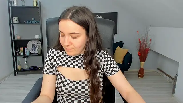 MelissaWiliam online show from April 14, 2026, 11:04 am