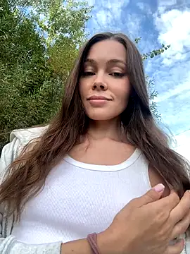 Snapshot of nicole111 chatting on September 14, 2025, 12:05 pm nicole111 online show from September 14, 2025, 12:05 pm