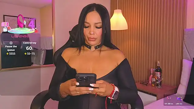 Snapshot of Dakota_diaz_ chatting on November 27, 2025, 8:31 pm Dakota diaz online show from November 27, 2025, 8:31 pm