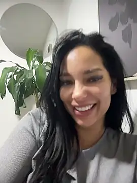Dakota diaz  online show from June 14, 2026, 6:58 am