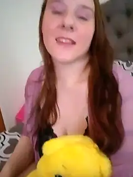 Snapshot of cosmicgoddess369 chatting on March 22, 2025, 4:15 pm cosmicgoddess369 online show from March 22, 2025, 4:15 pm