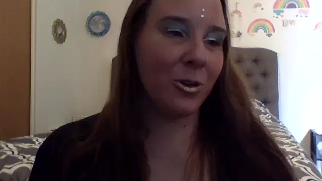 Snapshot of cosmicgoddess369 chatting on October 18, 2025, 5:26 pm cosmicgoddess369 online show from October 18, 2025, 5:26 pm