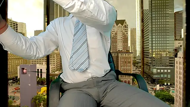 Snapshot of Paolo_johnson chatting on March 3, 2025, 7:46 am Paolo johnson online show from March 3, 2025, 7:46 am
