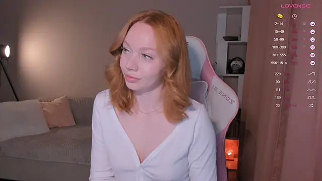 foxyMistrees online show from October 10, 2025, 10:32 pm