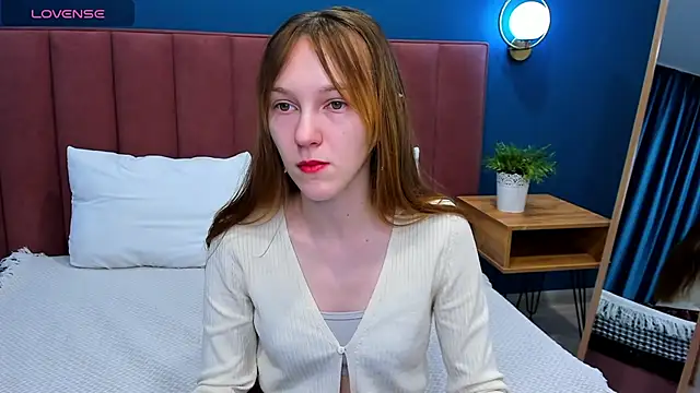 VanillaKelly online show from February 26, 2025, 12:09 am