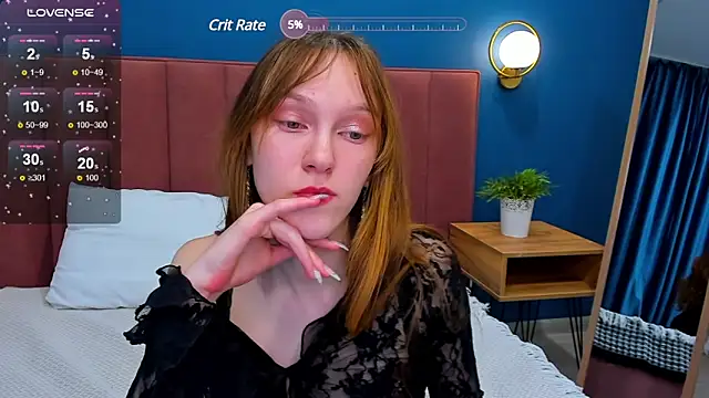 VanillaKelly online show from March 4, 2025, 3:44 am