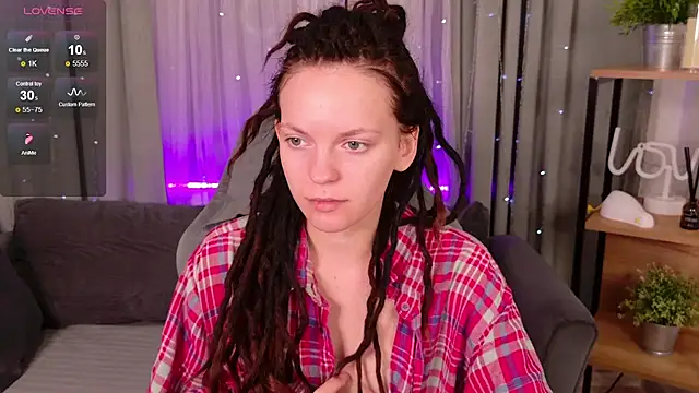 CoreyJane online show from September 18, 2025, 4:15 am