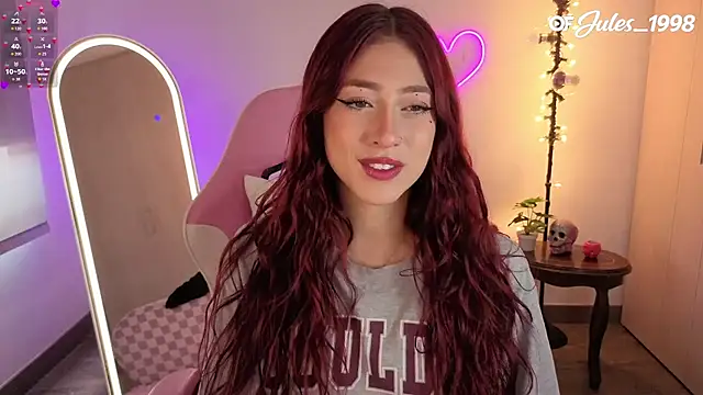 violet ch online show from March 10, 2026, 6:12 pm