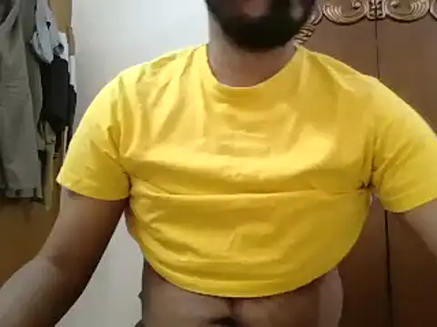 Snapshot of desiboyasif chatting on December 23, 2024, 8:33 am desiboyasif online show from December 23, 2024, 8:33 am