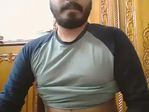 Snapshot of desiboyasif chatting on December 28, 2024, 3:37 pm desiboyasif online show from December 28, 2024, 3:37 pm