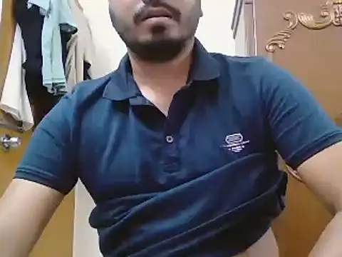 desiboyasif online show from November 17, 2025, 4:11 pm