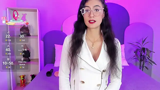 Snapshot of SophieGomez22 chatting on September 21, 2025, 11:26 am SophieGomez22 online show from September 21, 2025, 11:26 am