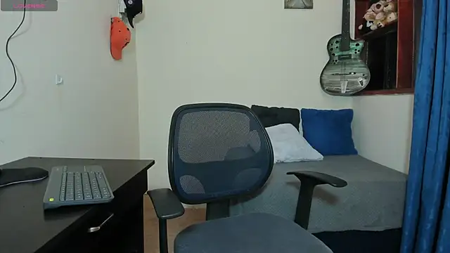 Ares Johnson online show from February 27, 2025, 11:39 am