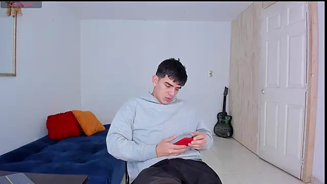 Ares Johnson online show from November 28, 2025, 2:28 pm