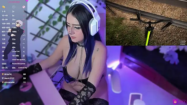 MaddyFooxx online show from February 2, 2025, 1:45 am