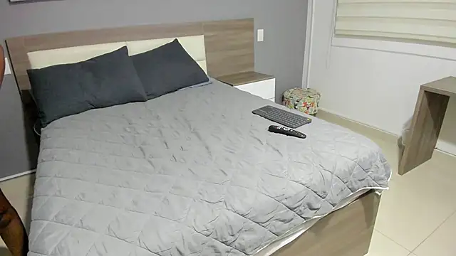 Snapshot of rebeca_cortez_ chatting on September 27, 2025, 8:04 pm rebeca cortez online show from September 27, 2025, 8:04 pm