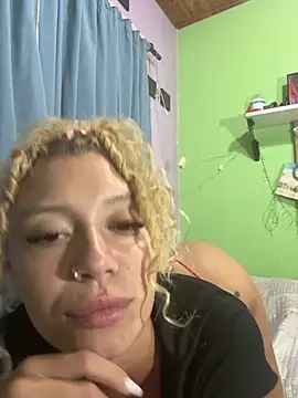 Snapshot of darkazulqueen2 chatting on March 23, 2025, 2:26 am darkazulqueen2 online show from March 23, 2025, 2:26 am