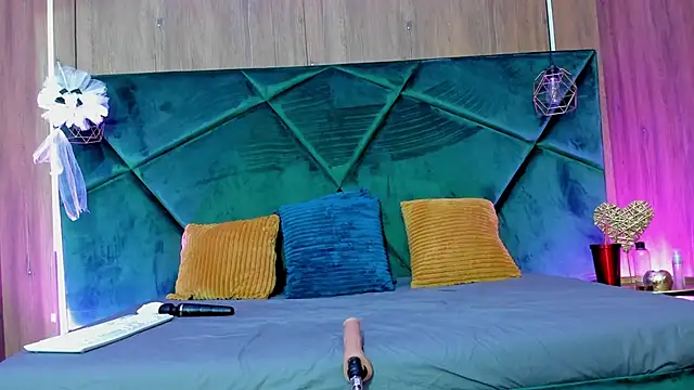 Snapshot of RosaCatalleya chatting on September 14, 2025, 4:24 am RosaCatalleya online show from September 14, 2025, 4:24 am