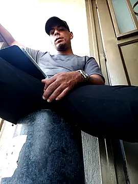 Snapshot of bonehur chatting on October 23, 2025, 9:02 pm bonehur online show from October 23, 2025, 9:02 pm