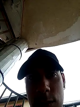 Snapshot of bonehur chatting on November 13, 2025, 8:57 pm bonehur online show from November 13, 2025, 8:57 pm