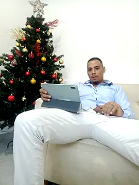 Snapshot of bonehur chatting on November 25, 2025, 9:15 pm bonehur online show from November 25, 2025, 9:15 pm