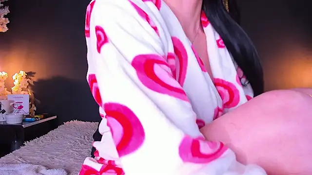 caro lyne  online show from March 20, 2025, 4:09 pm