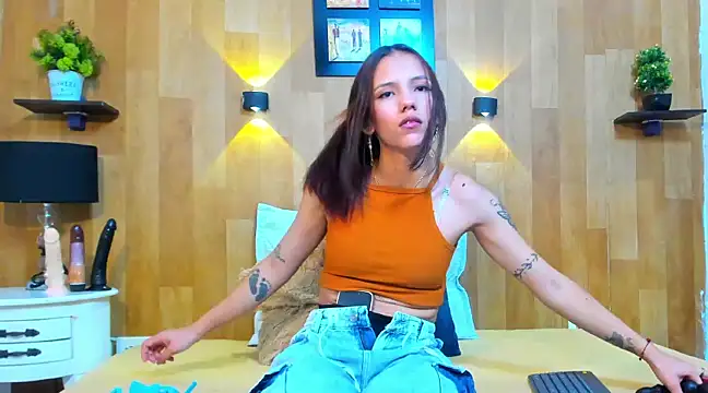 Snapshot of marianaa90 chatting on February 18, 2025, 7:30 pm marianaa90 online show from February 18, 2025, 7:30 pm