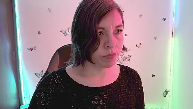 Snapshot of Lady_breaks_hearts chatting on March 3, 2026, 12:34 pm Lady breaks hearts online show from March 3, 2026, 12:34 pm