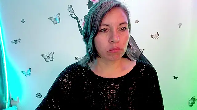 Snapshot of Lady_breaks_hearts chatting on April 7, 2026, 1:02 pm Lady breaks hearts online show from April 7, 2026, 1:02 pm