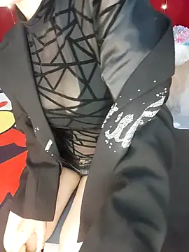 Snapshot of Lyly_sexy2k chatting on November 30, 2025, 3:29 am Lyly sexy2k online show from November 30, 2025, 3:29 am