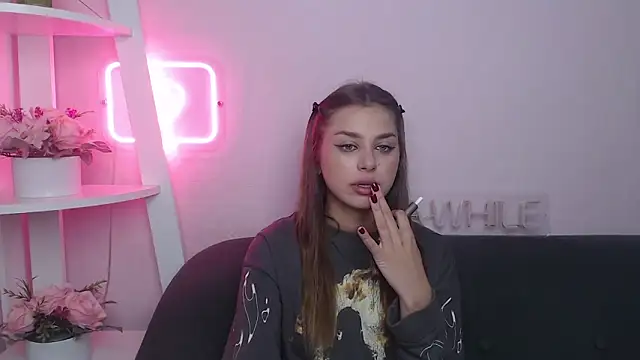 MilanaAngelAs online show from October 20, 2025, 4:47 am