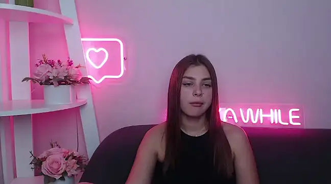 Snapshot of MilanaAngelAs chatting on February 21, 2025, 11:44 am MilanaAngelAs online show from February 21, 2025, 11:44 am