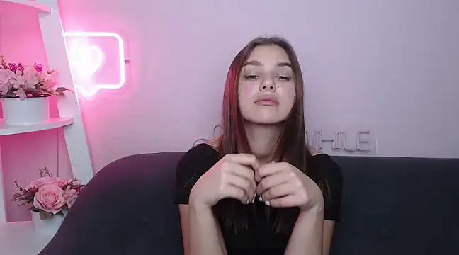 Snapshot of MilanaAngelAs chatting on March 2, 2025, 5:30 pm MilanaAngelAs online show from March 2, 2025, 5:30 pm