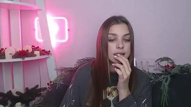 MilanaAngelAs online show from December 22, 2025, 8:42 pm