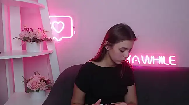Snapshot of MilanaAngelAs chatting on February 23, 2025, 11:55 am MilanaAngelAs online show from February 23, 2025, 11:55 am