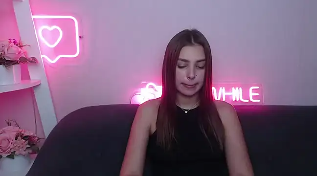 Snapshot of MilanaAngelAs chatting on February 25, 2025, 10:59 am MilanaAngelAs online show from February 25, 2025, 10:59 am