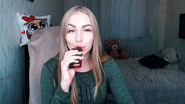 Snapshot of _KittyBoo chatting on November 29, 2025, 7:52 am KittyBoo online show from November 29, 2025, 7:52 am