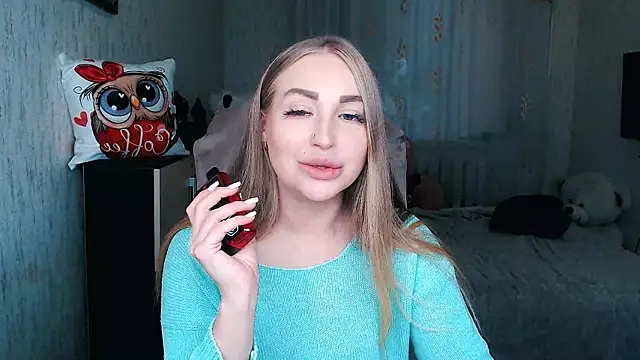 Snapshot of _KittyBoo chatting on November 30, 2025, 8:15 am KittyBoo online show from November 30, 2025, 8:15 am