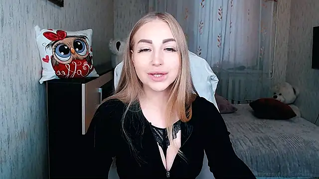  KittyBoo online show from November 18, 2025, 7:22 am