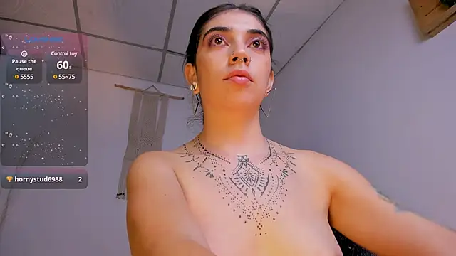 Snapshot of Nina-monroe chatting on January 9, 2025, 4:17 pm Nina-monroe online show from January 9, 2025, 4:17 pm