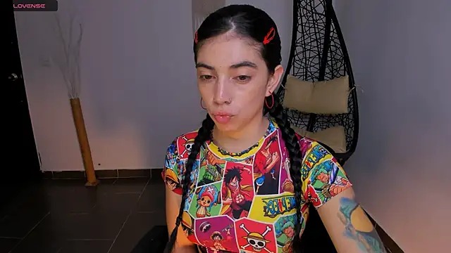 Snapshot of Nina-monroe chatting on February 11, 2025, 10:39 pm Nina-monroe online show from February 11, 2025, 10:39 pm