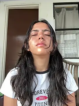 ViolettaSummer online show from February 15, 2026, 12:59 pm