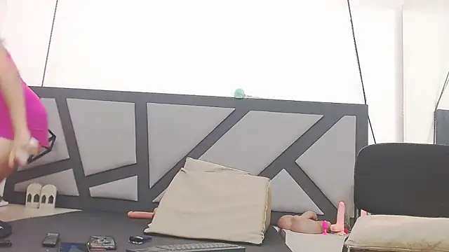 chanel grant online show from October 20, 2025, 9:15 pm