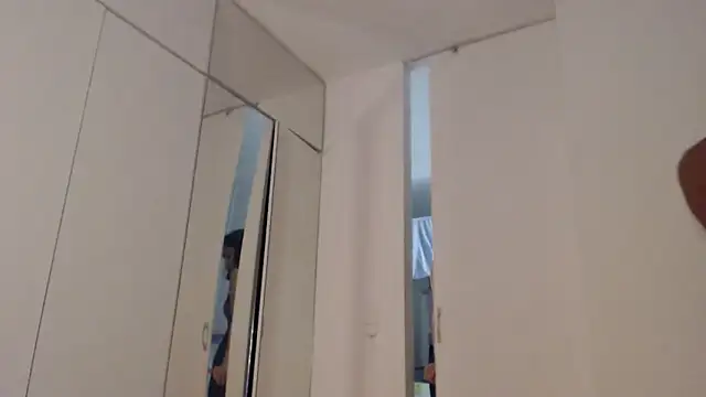 Caribbean beauty  online show from January 18, 2026, 4:05 am