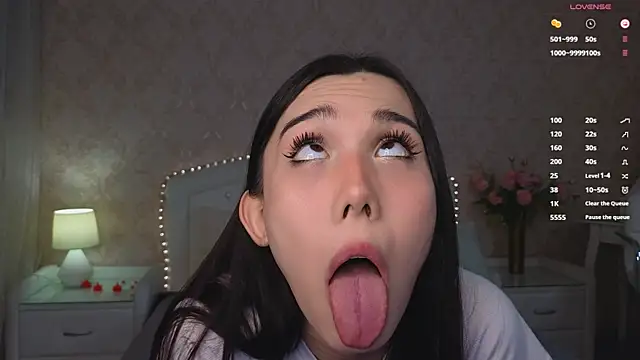 Kaia Sunshine Mia online show from March 22, 2025, 3:42 pm