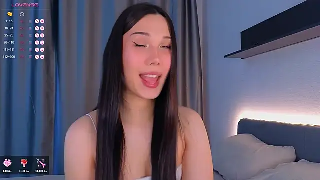 Snapshot of Kaia_Sunshine_Mia chatting on July 9, 2026, 12:26 pm Kaia Sunshine Mia online show from July 9, 2026, 12:26 pm
