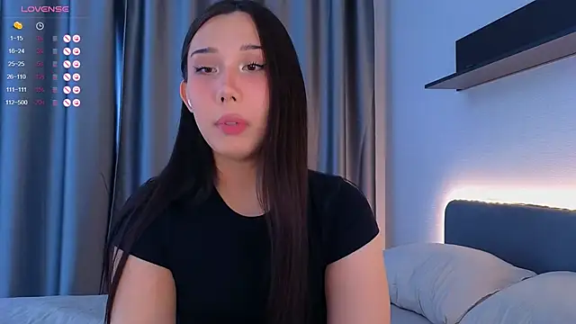Snapshot of Kaia_Sunshine_Mia chatting on June 29, 2026, 11:21 am Kaia Sunshine Mia online show from June 29, 2026, 11:21 am