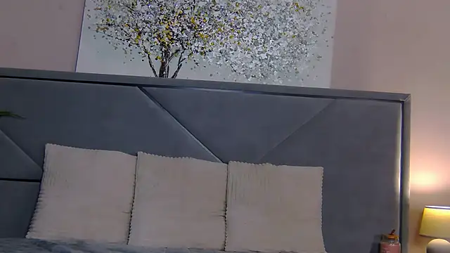 Snapshot of NicoleRosss chatting on March 24, 2026, 2:50 pm NicoleRosss online show from March 24, 2026, 2:50 pm